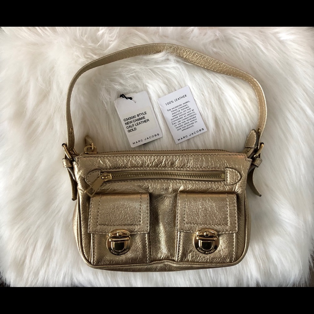 💞🥂💞🥂Marc Jacobs Gold Calf Leather purse